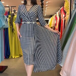 Elegant MIDI Dress for Women (US, Numeric, 6, Regular, )zebra
